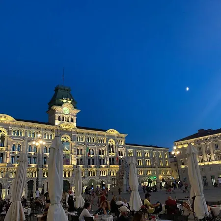 San Giusto Διαμέρισμα *